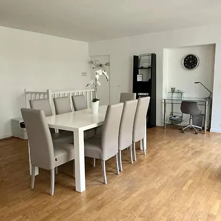 Au Coeur Du Touristique Apartment